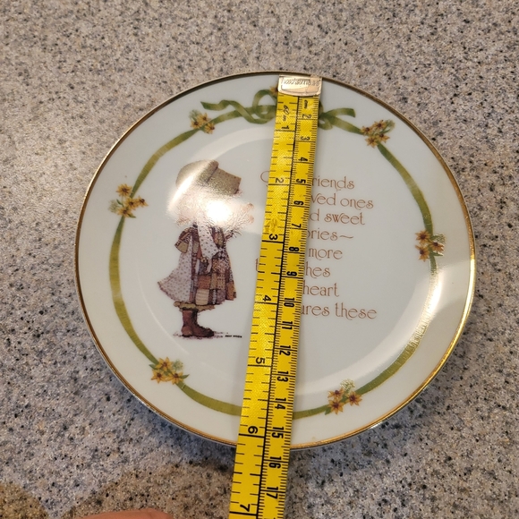 Holly Hobbie plate - Picture 3 of 3